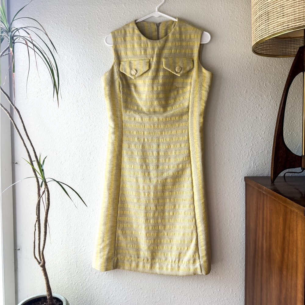 Butter Yellow & Tan 1960s Shift Dress with Chest Pocket Detailing